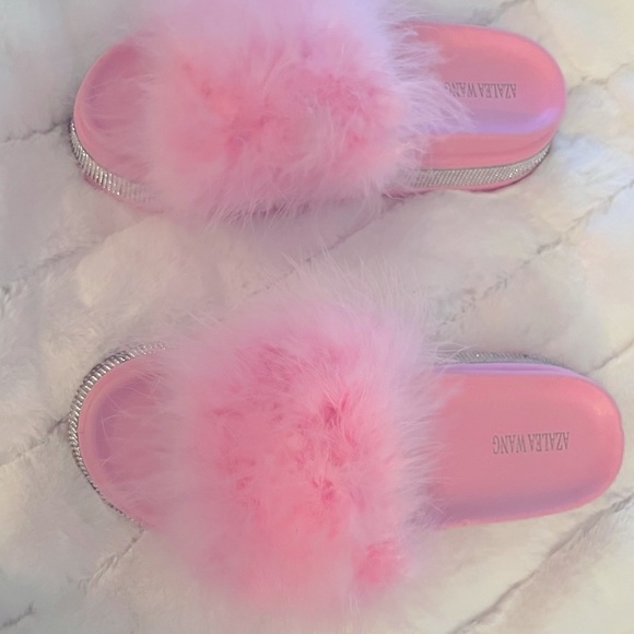SALE !  PINK AZALEA WANG FUR SLIDES WITH RHINESTONE 10 - Picture 4 of 5